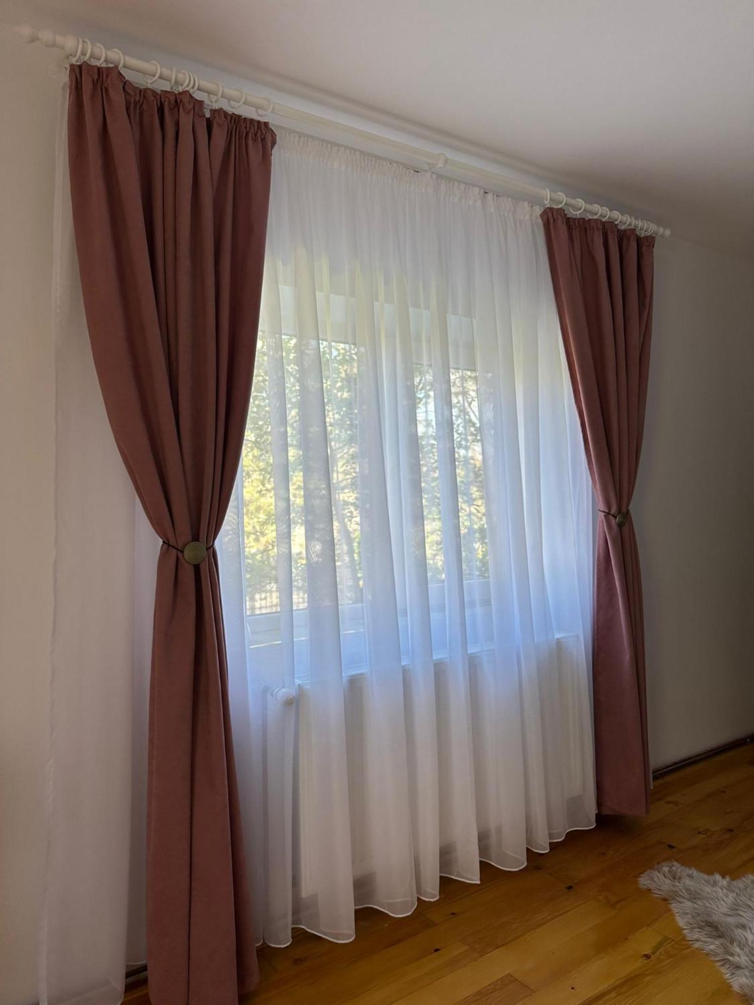 Casa Eroilor Villa Curtea de Argeş Eksteriør billede